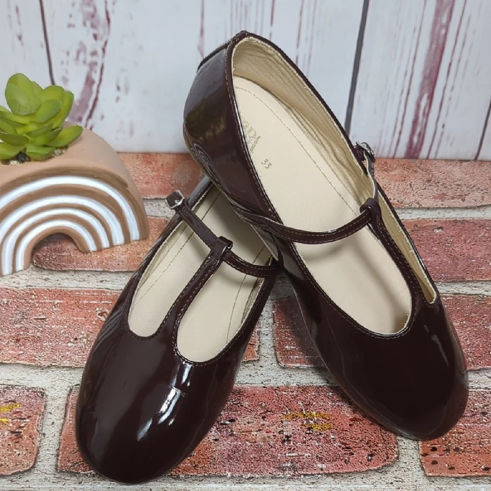 Zara Girls T-Strap Mary Janes Flats Brown Burgundy Patent‎ Leather Glossy 1.5